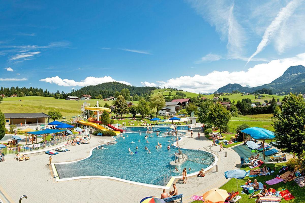 Ferienhaus Bergblick Abtenau Luaran gambar